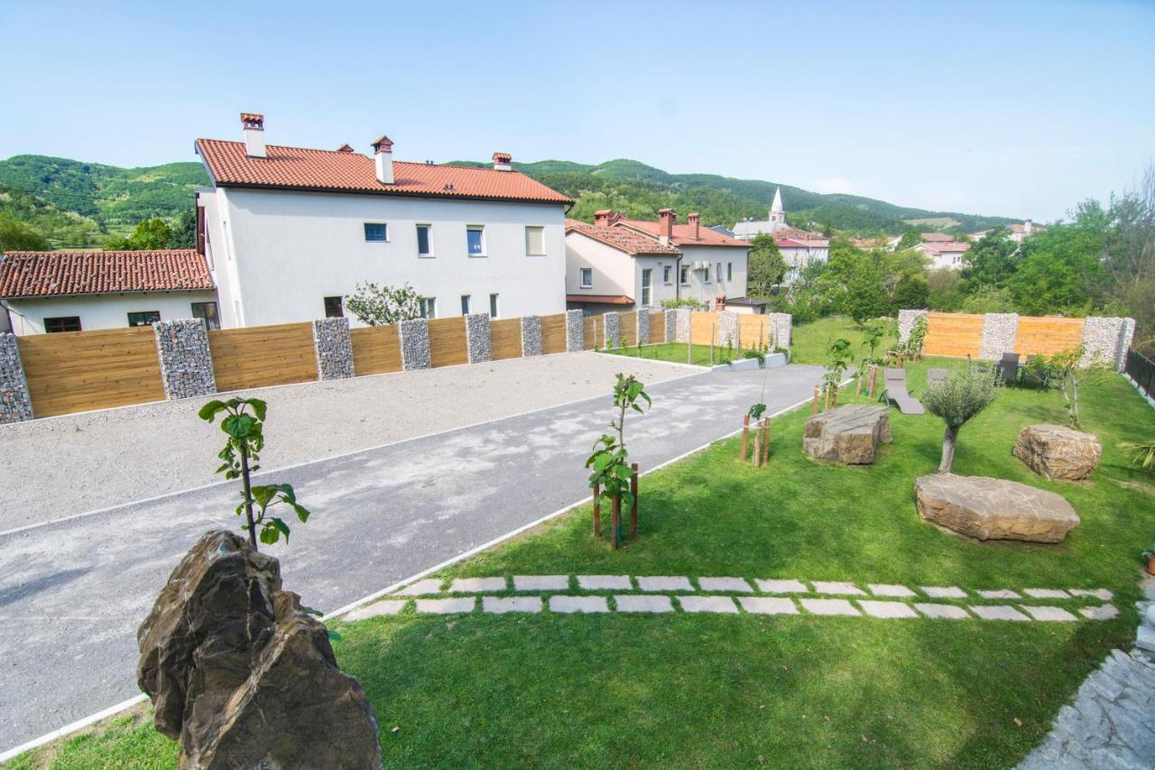 Apartment Vidus Wine Estate Podnanos Exterior foto